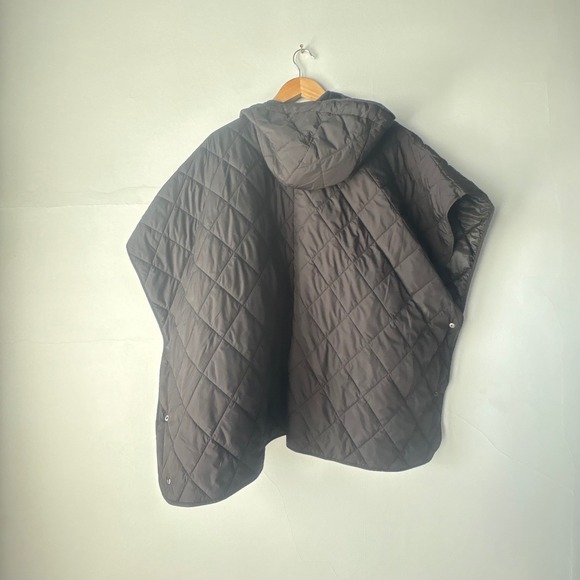Zella Black Quilted Hooded Poncho Zip Front Diamond Stitch Cape with Pockets - Picture 15 of 15